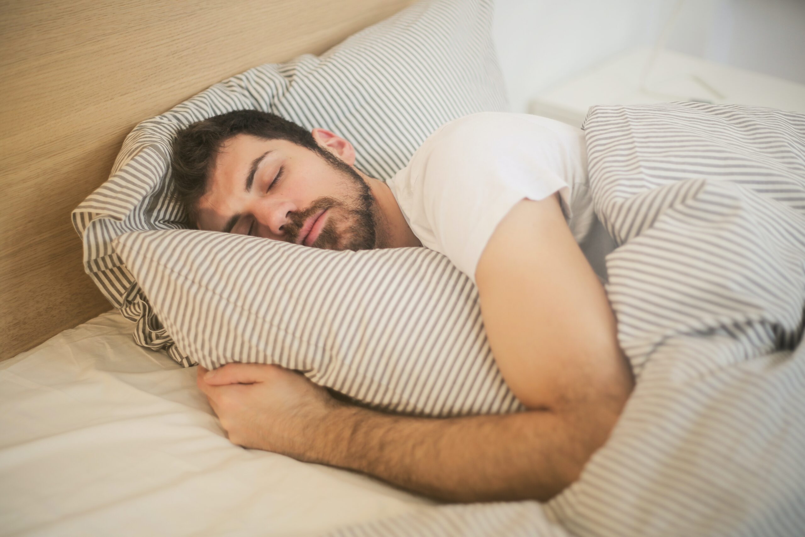 Por qué dormir bien es muy importante para la salud de los hombres?